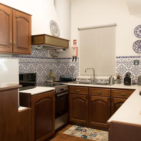 Merces 11 לאגואה