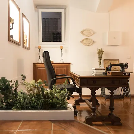 Merces 11 לאגואה